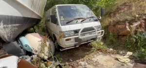 Ентузіасти придбали культовий японський позашляховий мінівен за $500