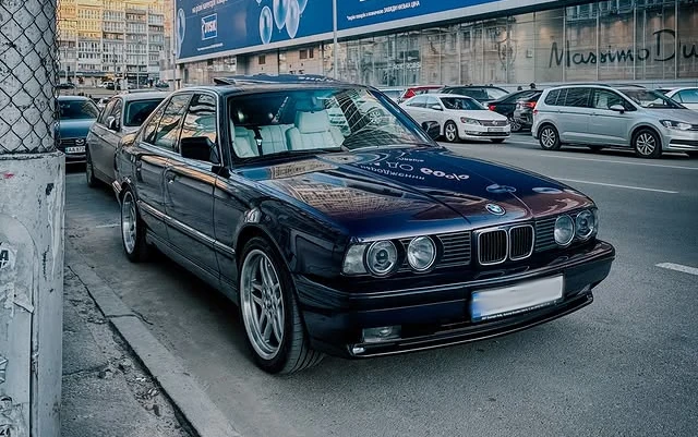 BMW 5 Series E34