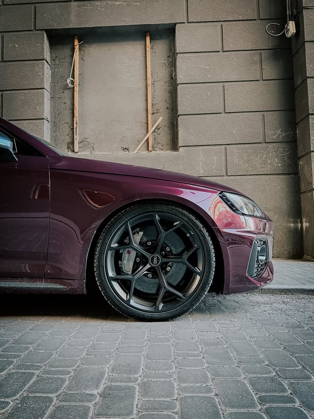 Audi RS4 Avant "Edition 25 Years"