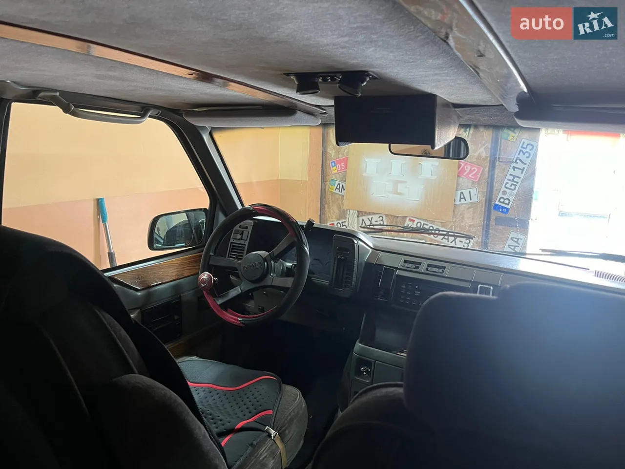 GMC Safari 1988 року