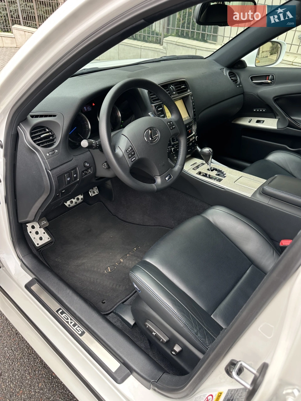 Lexus IS F 2009 року