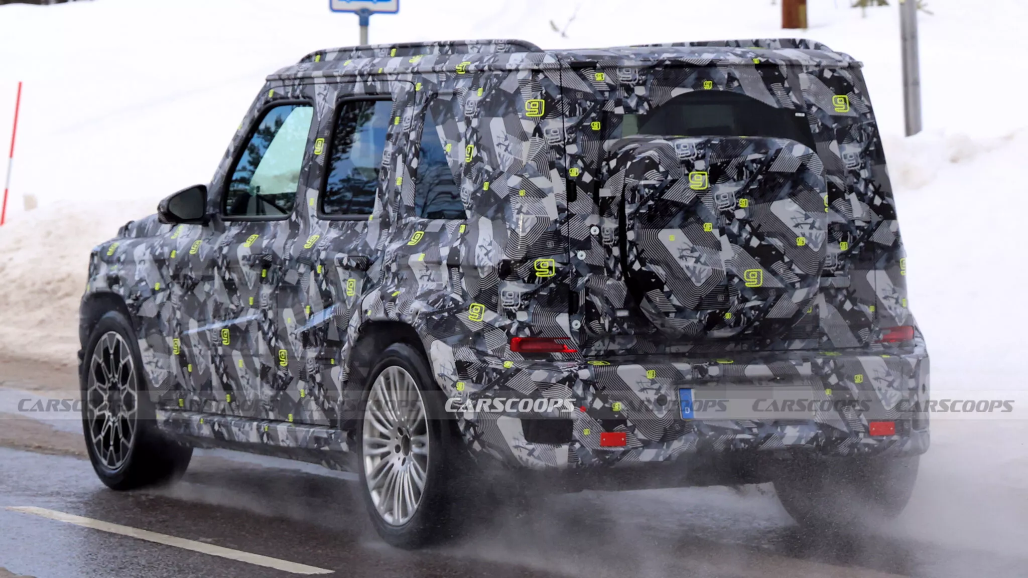 Mercedes-Benz готує компактний «Гелендваген» з гібридним двигуном від Renault