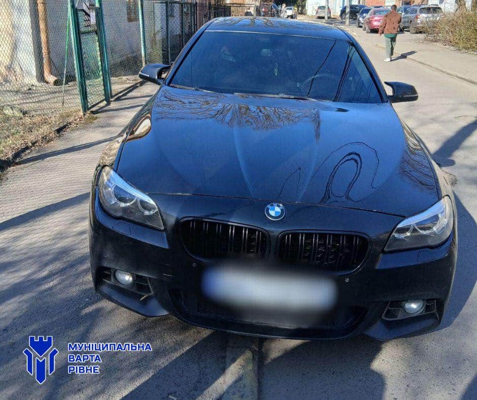 В одному з українських міст масово виписують штрафи за паркування