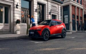 Hyundai готує до випуску бюджетний електричний хетчбек IONIQ 3 із запасом ходу до 496 кілометрів