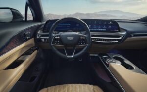 Проти General Motors подано колективний позов через критичні збої в електромобілях Cadillac Lyriq