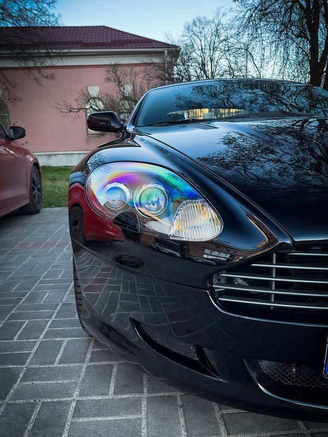 Aston Martin DB9 Volante