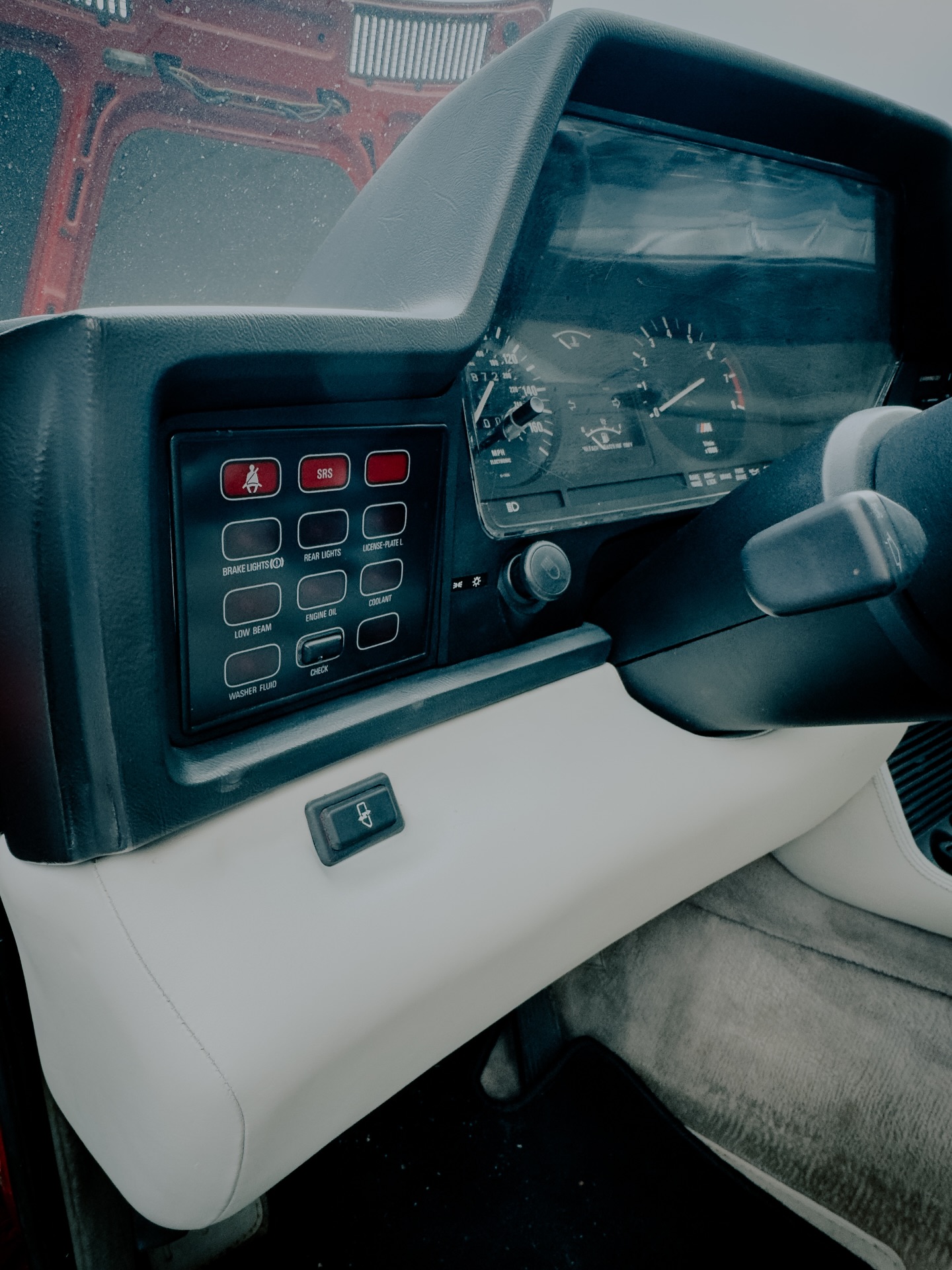 BMW M6 (E24)