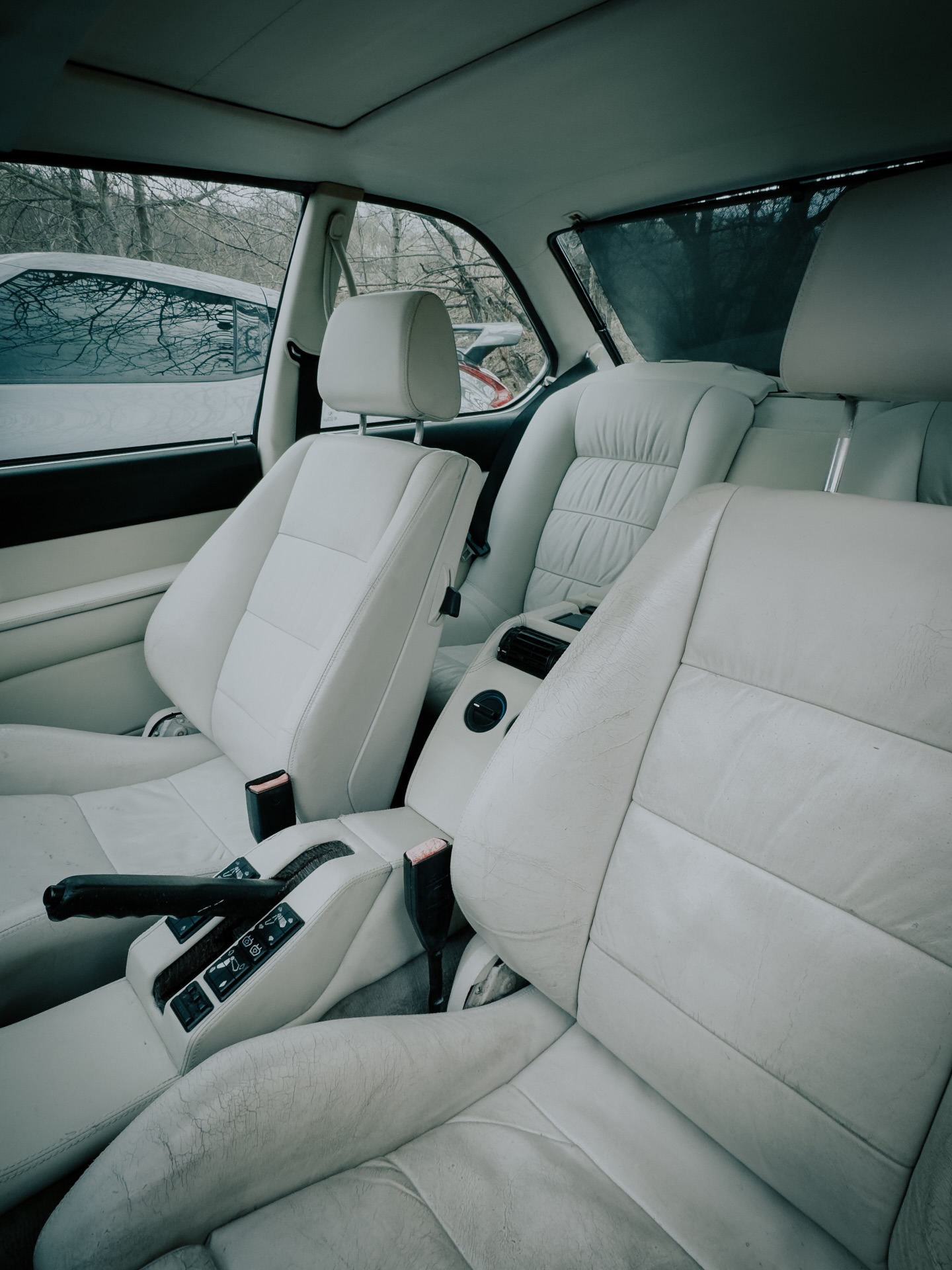 BMW M6 (E24)