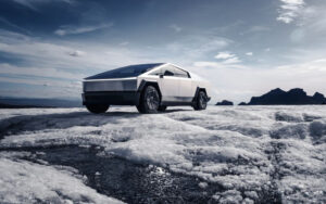 Падіння попиту на Tesla Cybertruck: компанії Ілона Маска викупили п'яту частину випущених пікапів