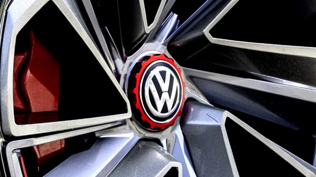 Продажі Volkswagen Group впали на 4% у першому кварталі 2026 року через обвал ринків Китаю та США