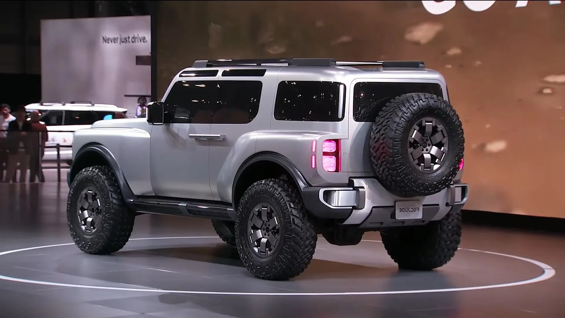 Hyundai Boulder