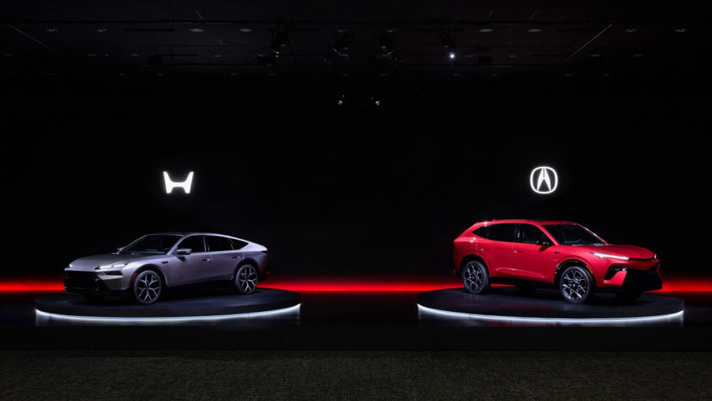 Honda розробляє універсальну платформу для гібридів та електрокарів після великих збитків