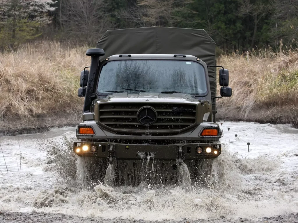 Збройні сили Франції замовили 7 тисяч вантажівок Mercedes-Benz із системами запуску безпілотників
