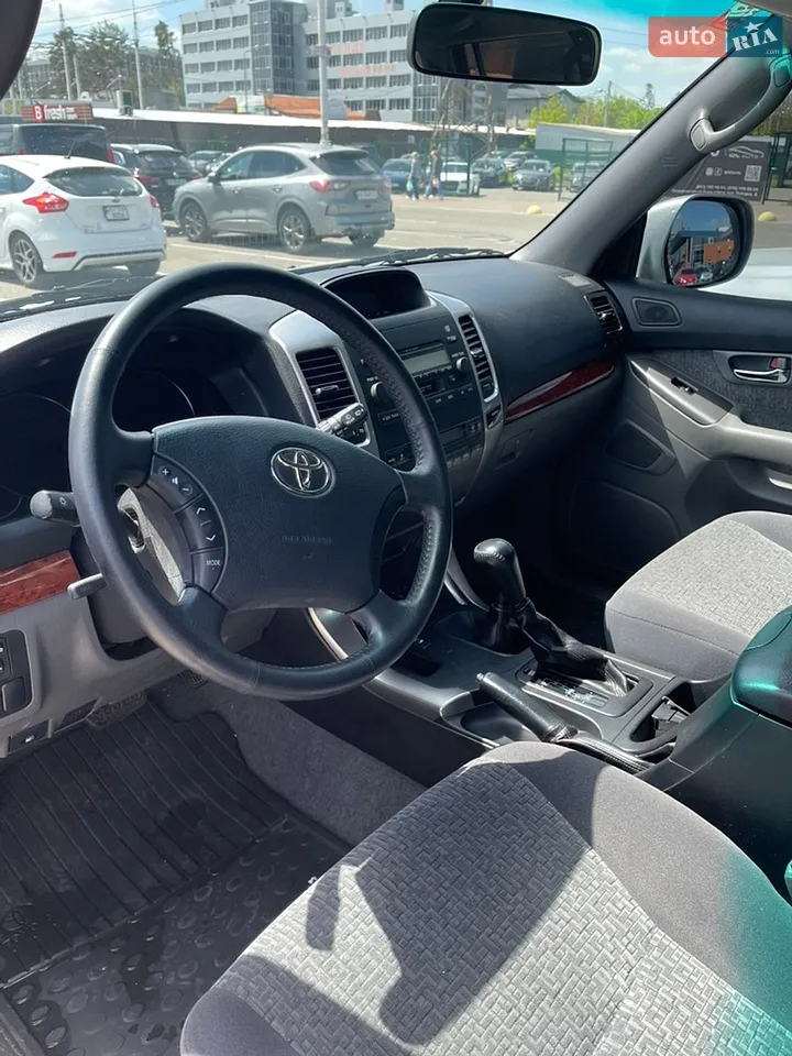 Toyota Land Cruiser Prado