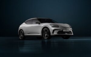 Новий електричний BMW iX5 оснастять рекордною за ємністю батареєю