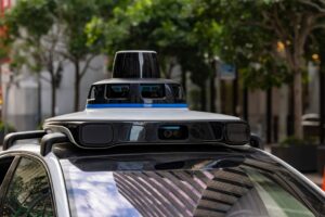 Waymo відкликає 4 тисячі безпілотних таксі через помилки в навігації та порушення ПДР