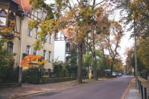 Знак 5.34 Житлова зона: головні правила, обмеження та штрафи для водіїв у 2024 році