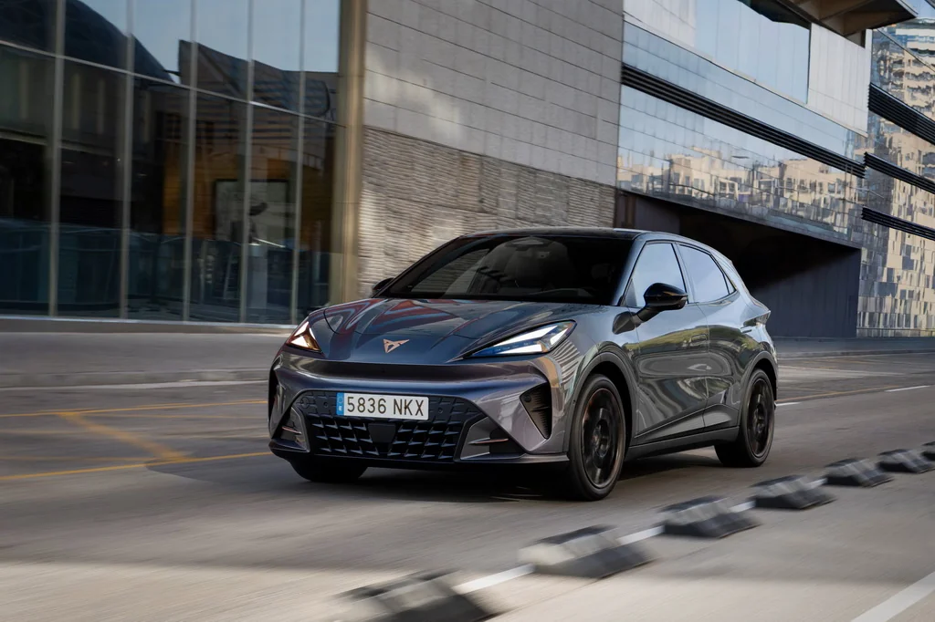 Cupra представила доступну модифікацію електрокара Raval Plus із LFP-батареєю
