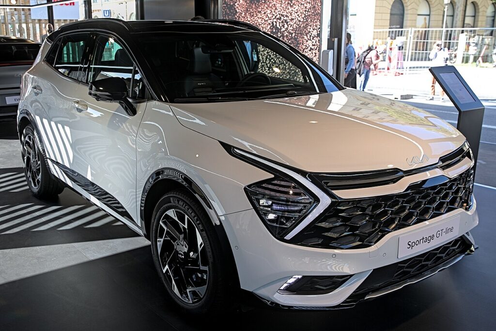 Kia Sportage 2028 року: нове покоління кросовера помітили на випробуваннях у Європі