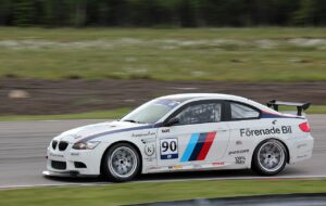 Електричний BMW M3 вивели на фінальні тести: перші подробиці про 700-сильний седан