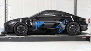 Alpine представила прототип електричного спорткара A110 Future на новій платформі