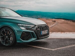 Audi RS3 Sportback 2022-2026: технічні характеристики та особливості експлуатації п’ятициліндрового хот-хетча