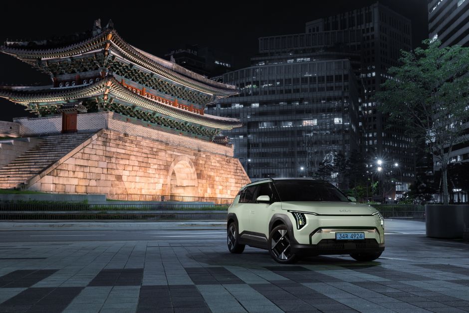 Компанія KIA презентувала новий електричний кросовер Syros EV із запасом ходу до 526 кілометрів