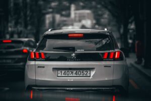 Peugeot e-2008 на вторинному ринку України: особливості вибору та актуальні ціни у 2026 році