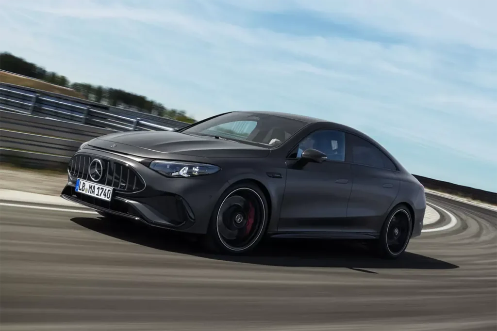 Mercedes-AMG представила потужні електричні версії CLA з віддачею 680 кінських сил