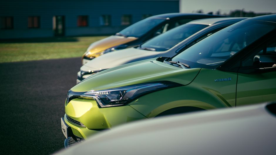 Toyota відклала вихід електричного Highlander через високий попит на гібриди