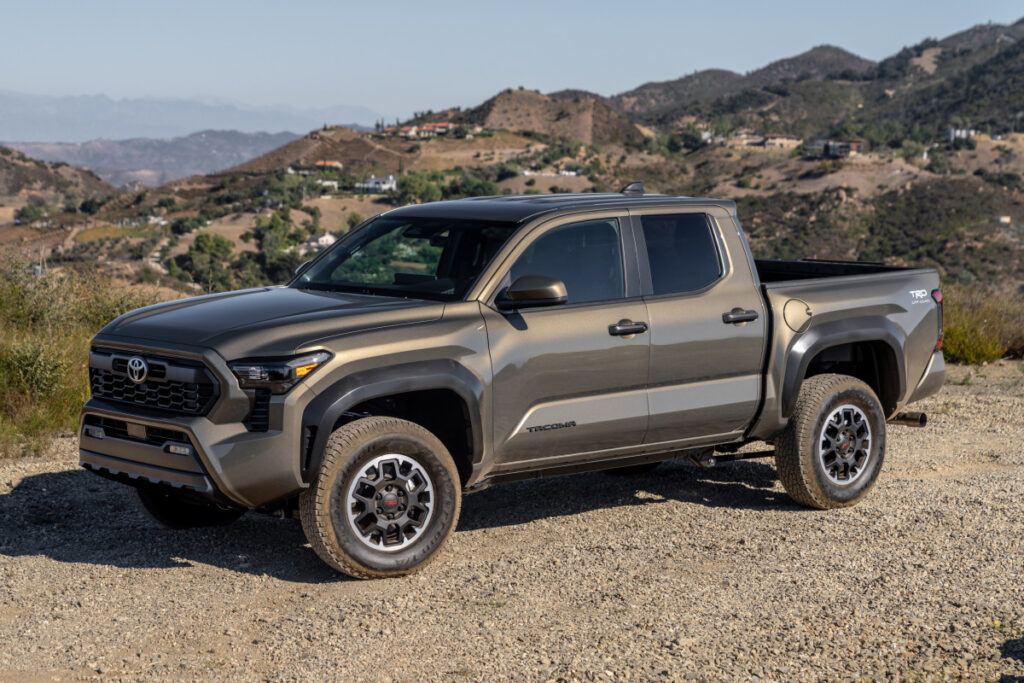Toyota інвестує 3,6 мільярда доларів у перенесення виробництва пікапів Tacoma до США