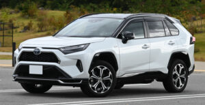 Toyota сьомий рік поспіль утримує звання світового лідера з продажів автомобілів