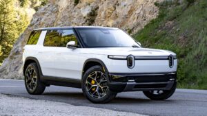 Випередити високі очікування: як доступний кросовер Rivian R2 готується підкорити масовий ринок електромобілів