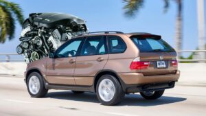Німецький концерн BMW створив унікальний рестомод X5 першого покоління з п'ятилітровим двигуном V10 від M5