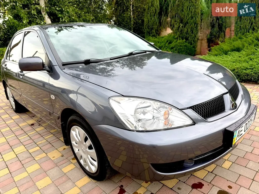 Mitsubishi Lancer