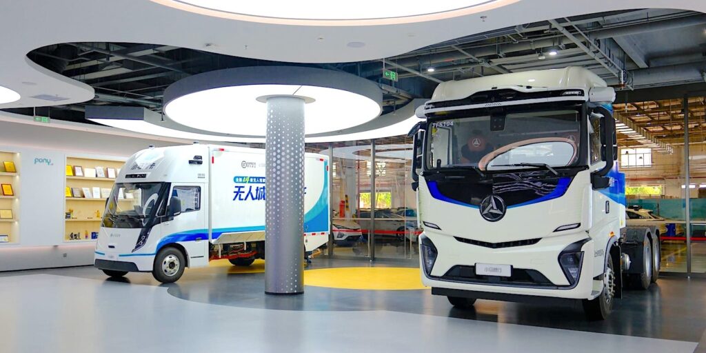 Компанія Pony.ai виведе на ринок 100 тисяч безпілотних електровантажівок до 2030 року