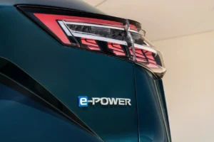 Гібридний Nissan Qashqai установив світовий рекорд Гіннесса, проїхавши майже 2000 кілометрів на одному баку