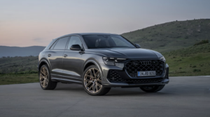 Німецький бренд Audi підтвердив розробку нового покоління кросовера Q8 із бензиновими моторами V6 та V8
