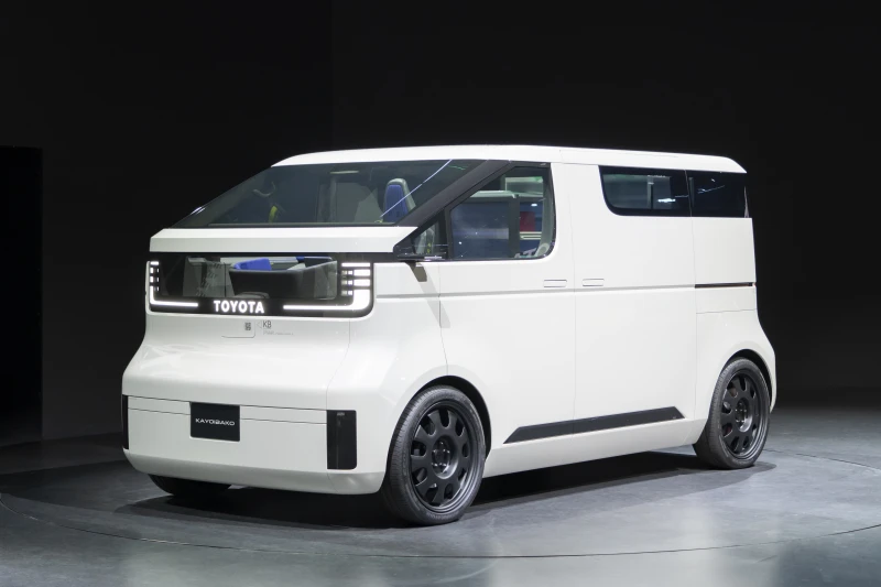 Toyota представила оригінальний концепт Kayoibako на виставці мобільності Японії 2023 року в Токіо