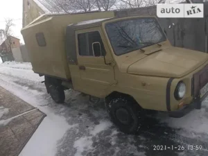 ЛуАЗ-13021